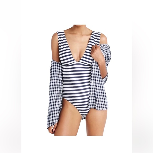 J. Crew Swim Plunge V Neck One Piece Swimsuit in Red and Ivory Stripe Sz 0 NWOT - Picture 5 of 6